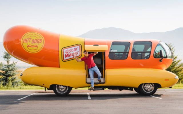 Oscar Meyer Is Looking For Weinermobile Drivers in 2021